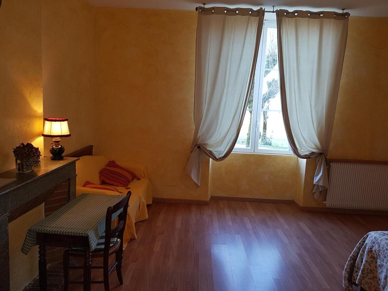 Bed and Breakfast Golf De Teynac Beychac-et-Caillau Esterno foto